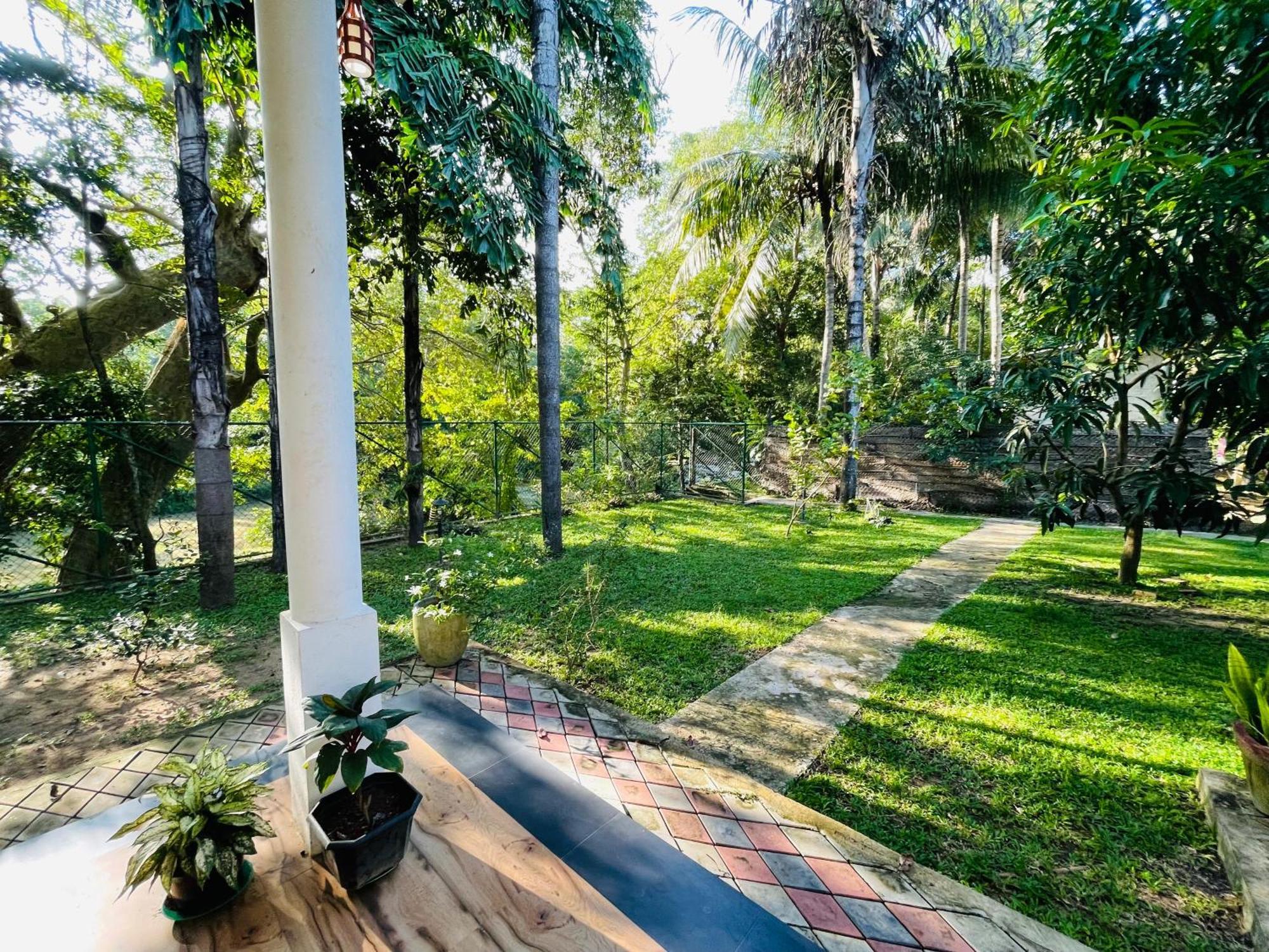 Yala Safari River View Hotel Tissamaharama Luaran gambar