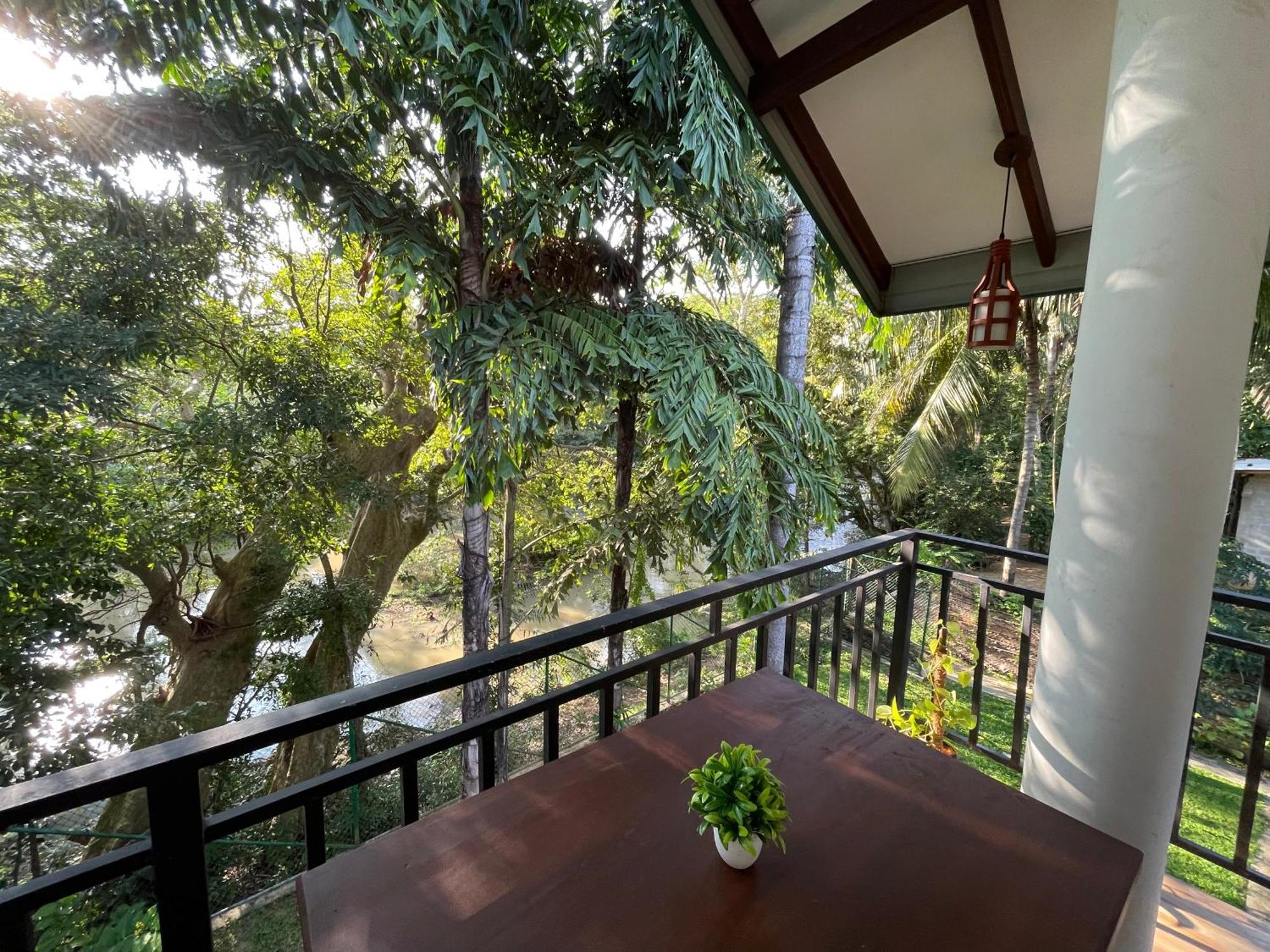Yala Safari River View Hotel Tissamaharama Luaran gambar