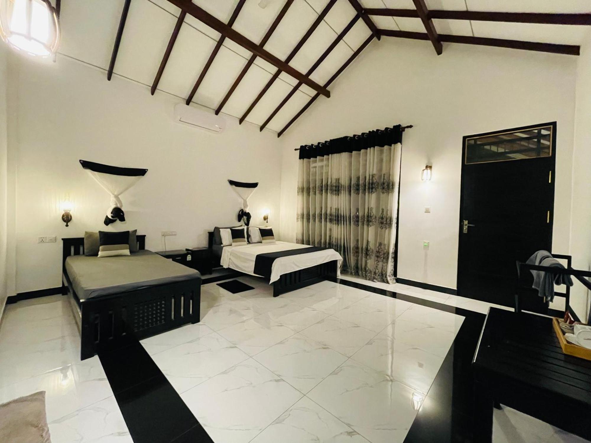 Yala Safari River View Hotel Tissamaharama Luaran gambar