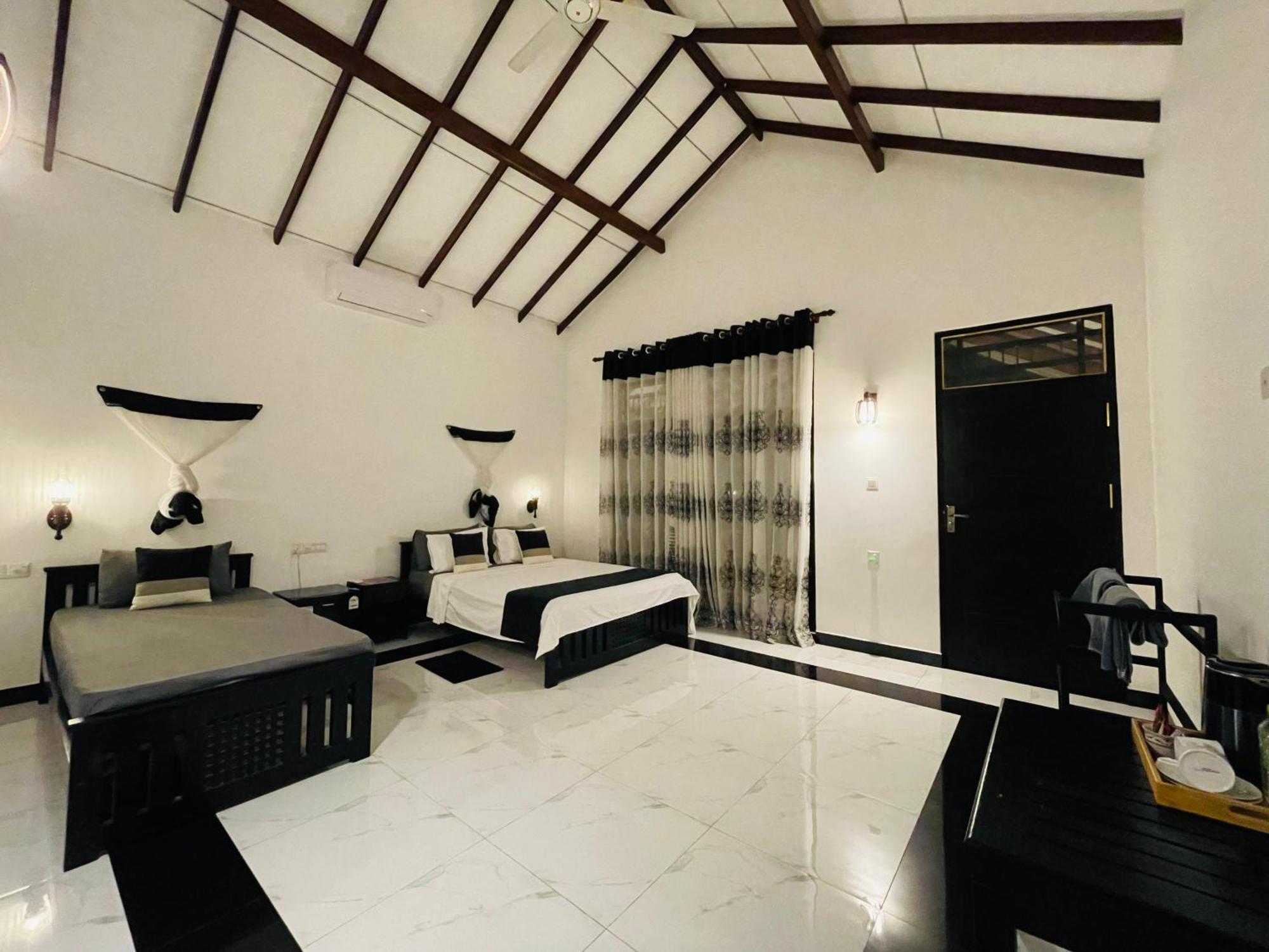 Yala Safari River View Hotel Tissamaharama Luaran gambar
