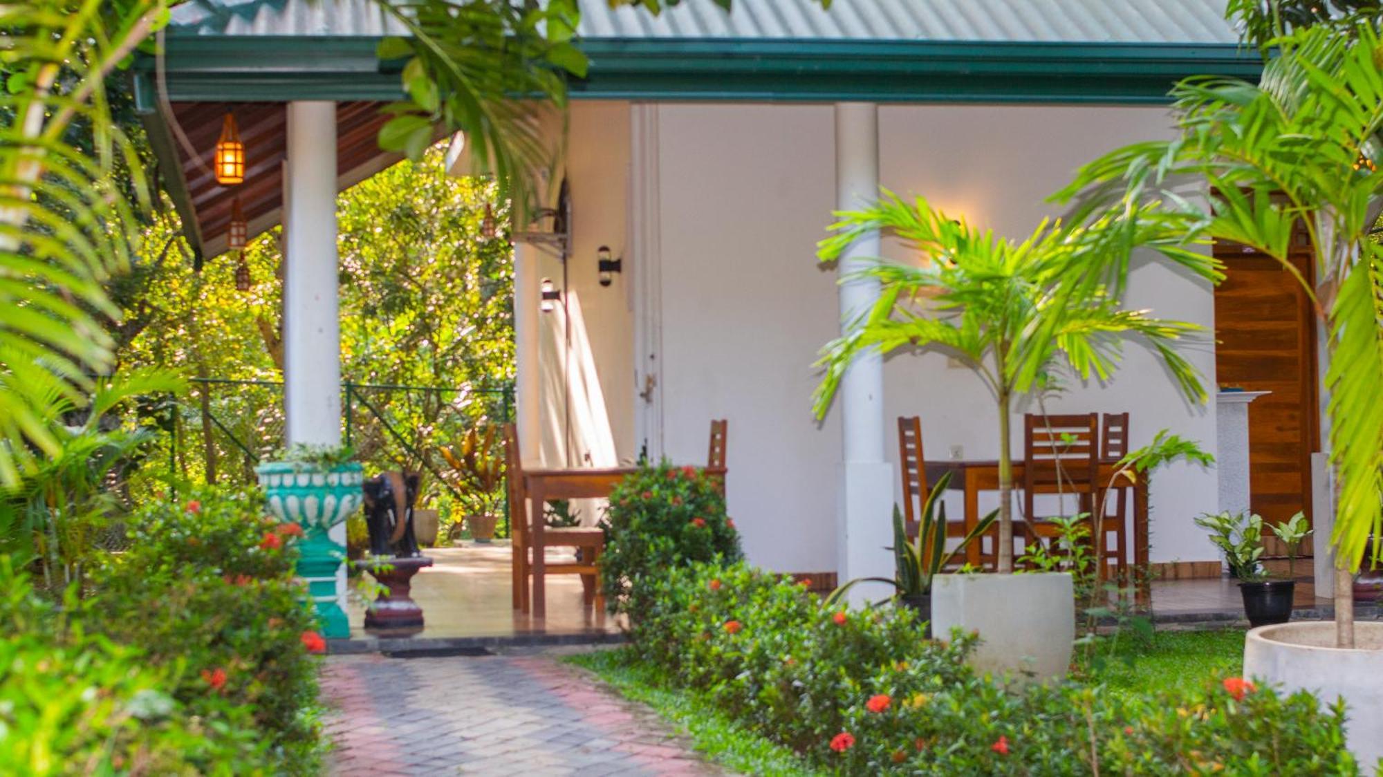 Yala Safari River View Hotel Tissamaharama Luaran gambar